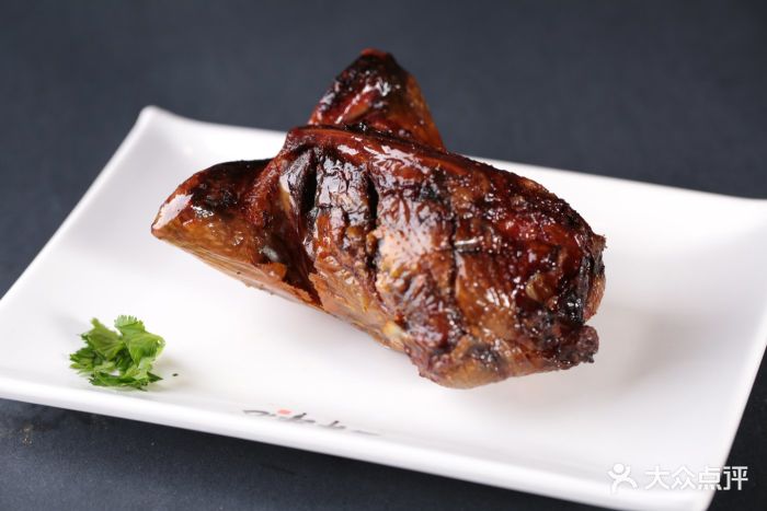 一斤串儿(安达街店)吊炉鸽子图片