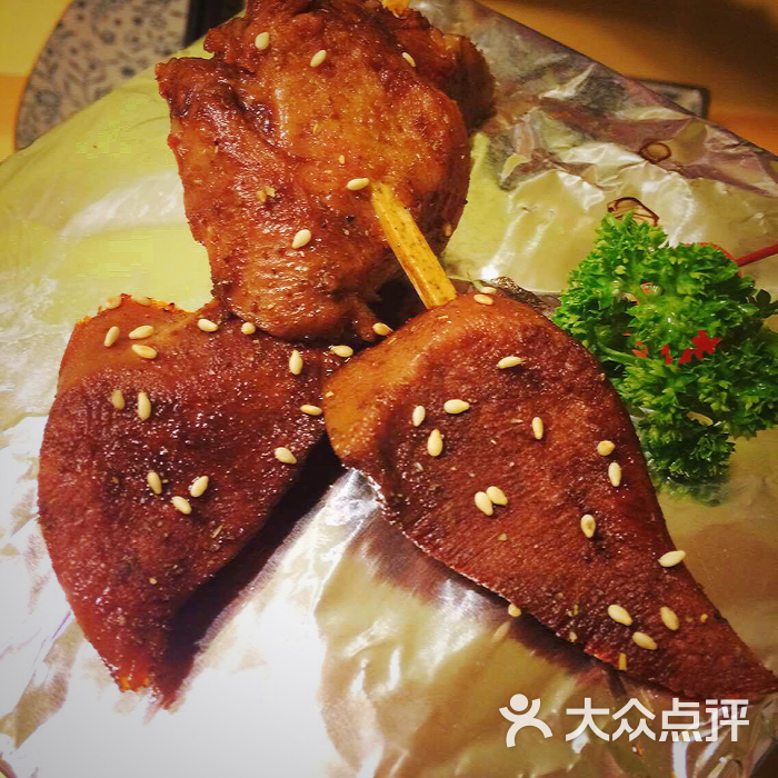 鱼四季创作日本料理(德基店)-串烤牛舌图片