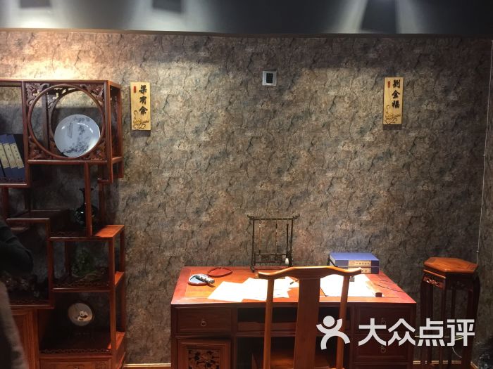 左先生探案馆:特别感谢老板发的福利,周一临时