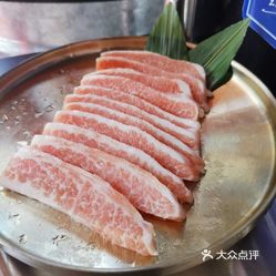 黄金六两松板肉