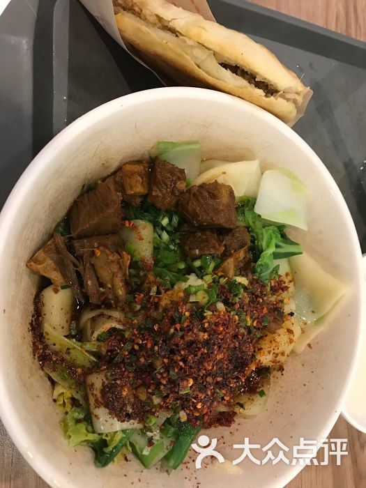 西安手工面(海岸城店)油泼面图片 - 第1张
