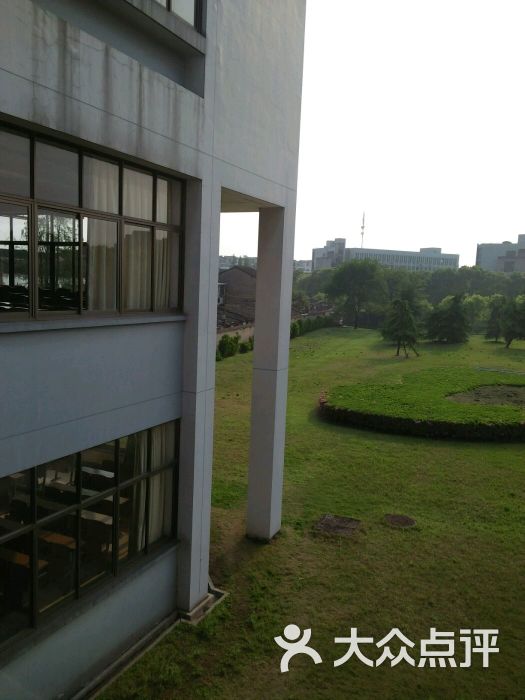 绍兴文理学院(南山校区)教学楼图片 - 第2张