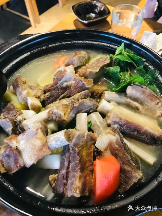 一坐一忘丽江主题餐厅(嘉里中心店)丽江腊排骨锅图片 第28张