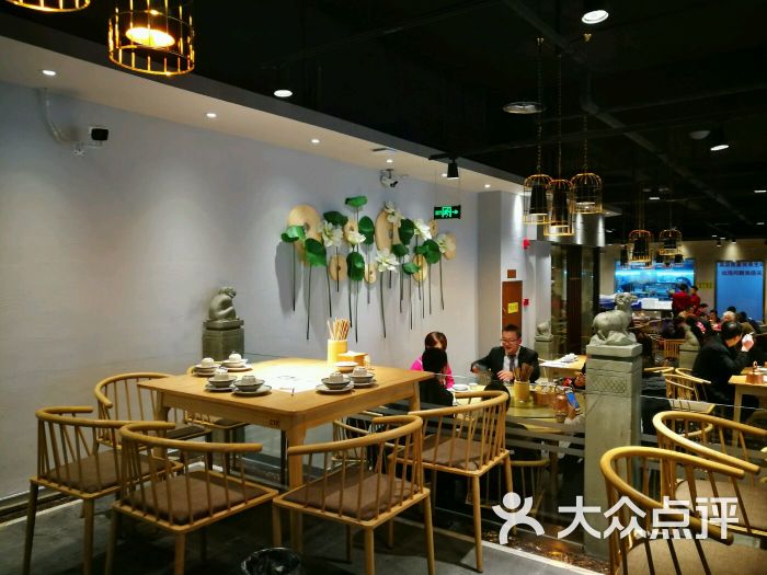 鸡毛店(温江老字号西体店)的点评