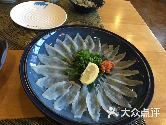 河豚生鱼片