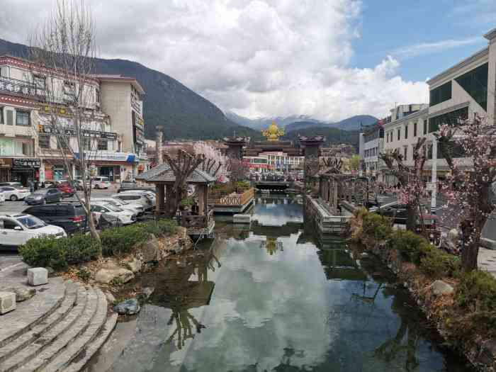 工布老街商业街-"工布印象步行街位于林芝巴宜区八一.