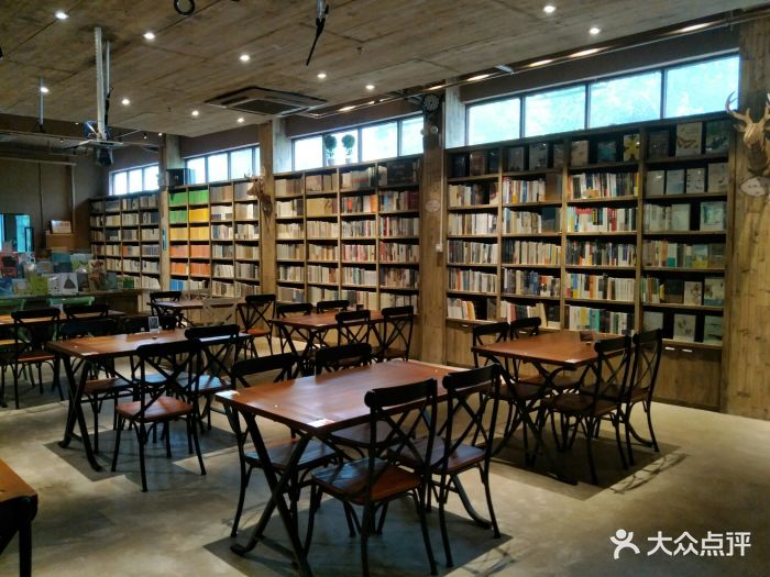 大梦书屋(西湖店)图片 第48张