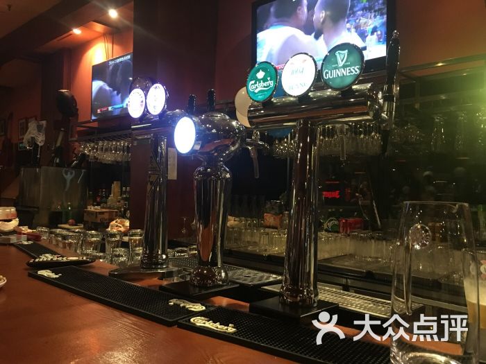 蓝枪鱼西餐酒吧(金桥碧云店)图片 第3张