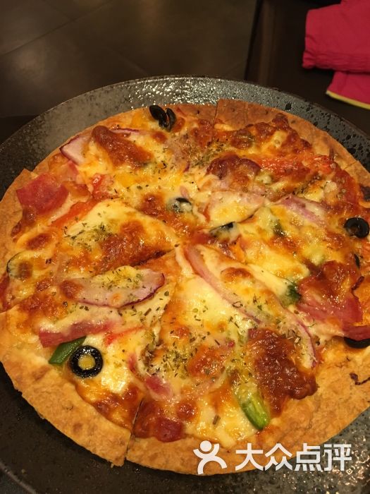 招牌肉食主义披萨