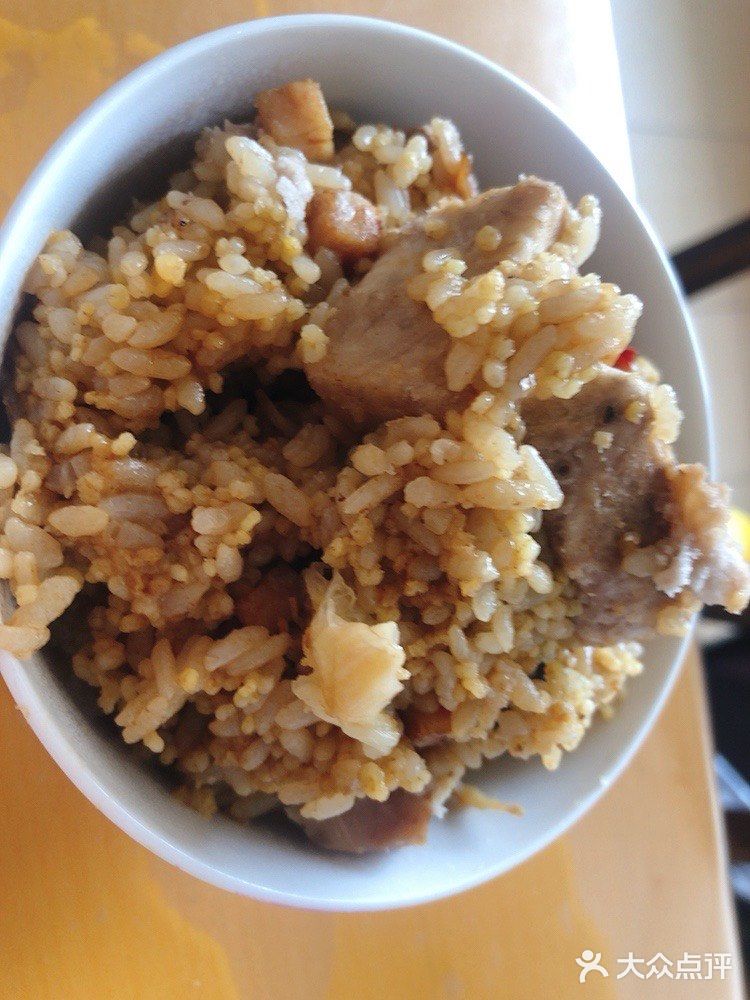 让我坚持三碗饭的无敌非正宗版闽南芋头咸饭