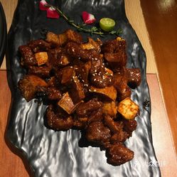 黑椒酱爆牛肉粒