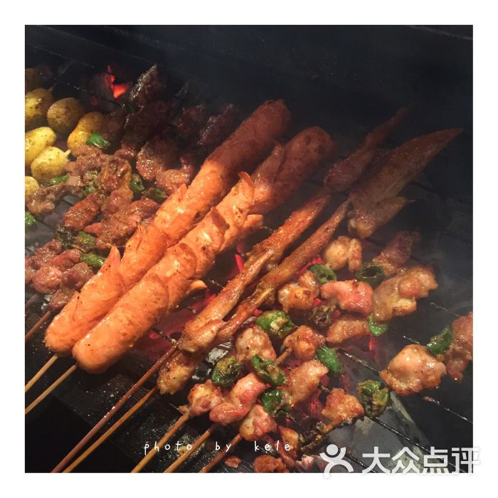 新城市路边烧烤图片 - 第4张
