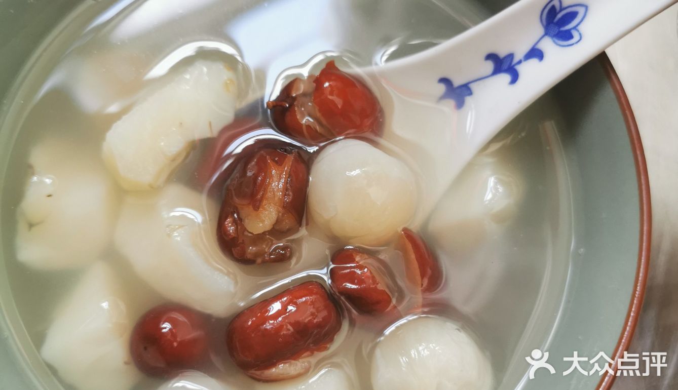 红枣桂圆马蹄糖水