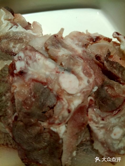海底捞火锅(华联万柳购物中心店)带淋巴的牛头肉冒充带皮牛肉图片