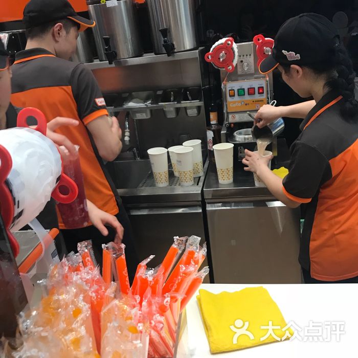 CoCo都可:被抖音安利了铁观音珍珠奶茶,然.重