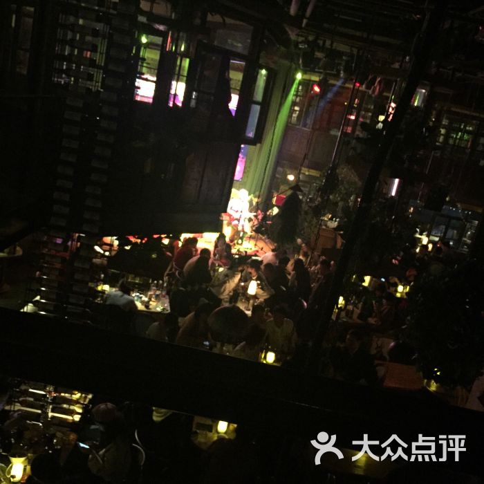 北京胡桃里音乐酒吧展示