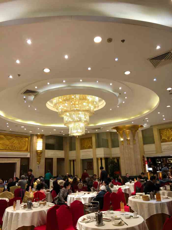 金时代顺风大酒店(长寿路店"金时代顺风大酒店位于西康路上,7号线