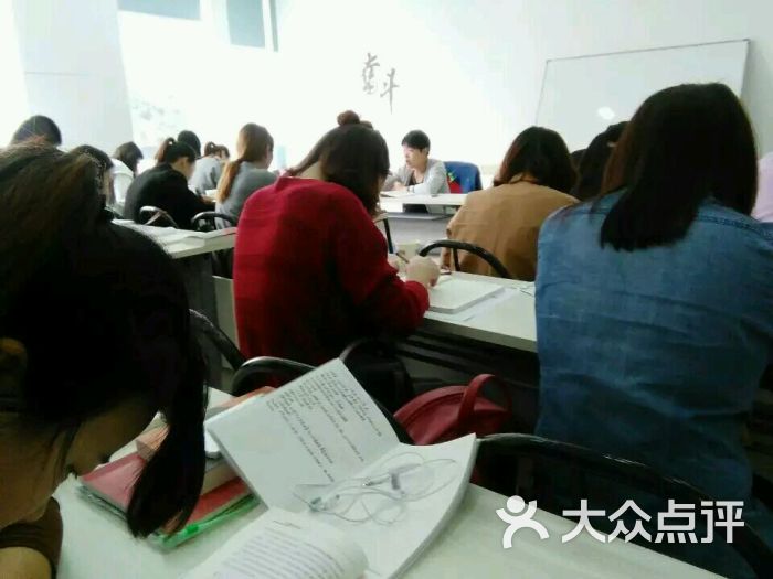 苏州新世界学历教育-图片-苏州生活服务