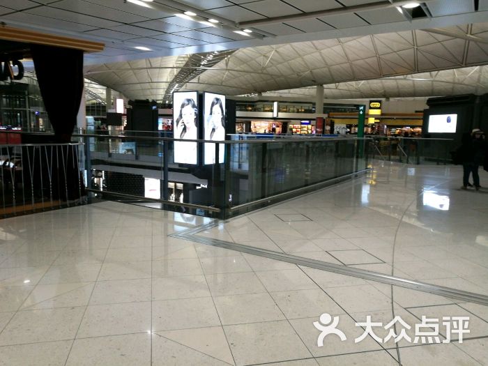 万宁(机场t1 l7禁区东大堂店)-图片-香港购物-大众
