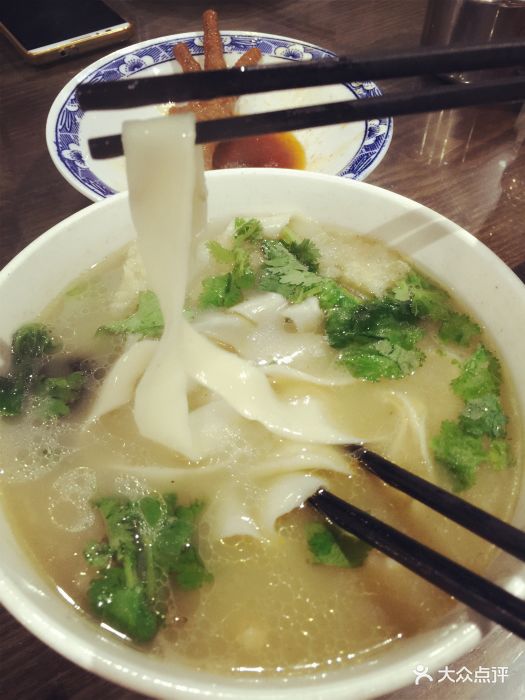 萧记街店烩面美食城(兴华南三鲜)酷逗加盟蜜美食饮站图片
