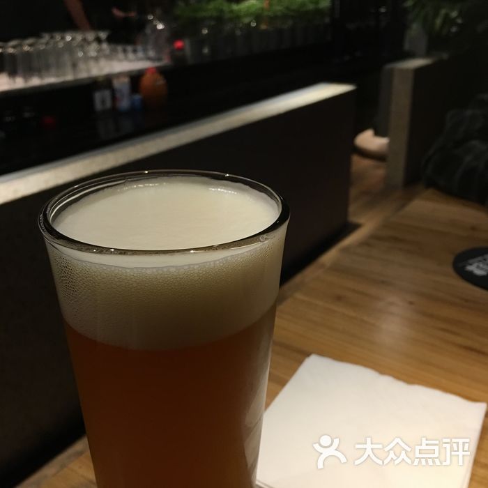 酒玖肆精酿啤酒音乐餐吧