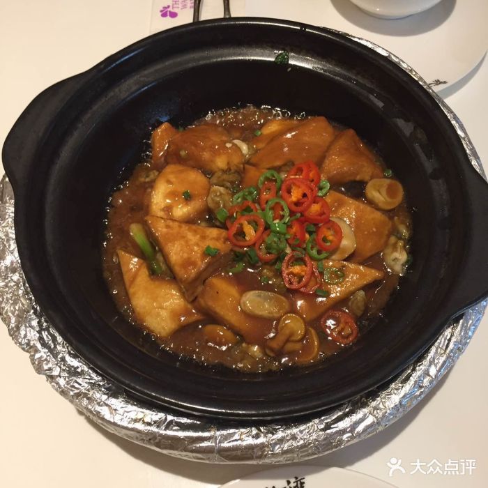 生蚝客家豆腐煲