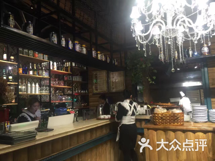 卢布里西餐厅(总店)收银台图片 第3933张