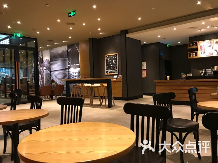 starbucks coffee(街道口新世界店)图片 - 第2张