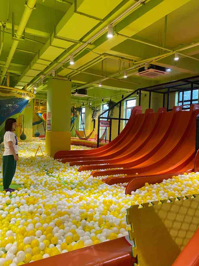 宝燕乐园闵行旗舰店