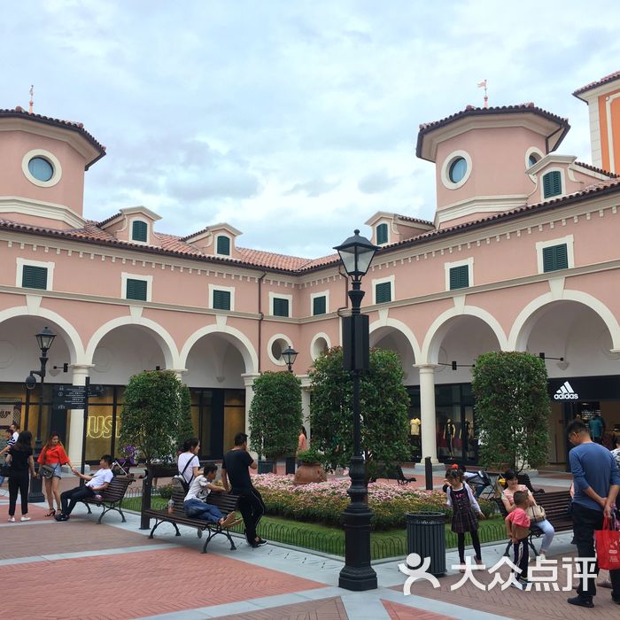 佛罗伦萨小镇武汉名品奥特莱斯