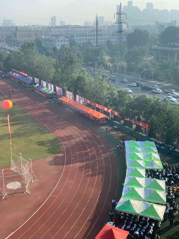 辽宁师范大学-"辽师市内的校区在黄河路十字路口的,地