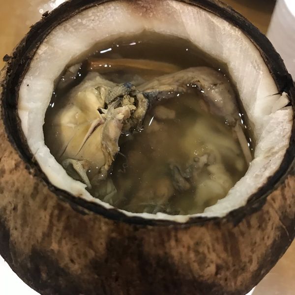 天麻乳鸽椰子炖汤 39.