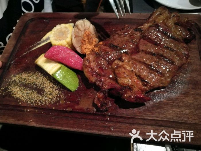 steaking食间牛排馆(长春万达广场店)的点评