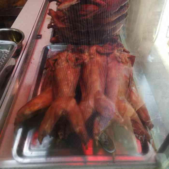 罗板鸭(向阳街店)-"璧山的罗板鸭是几十年的烧腊老字号了,从小.