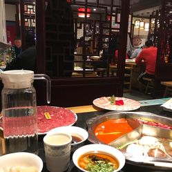 董家湾火锅人均消费_火锅卡通图片(2)