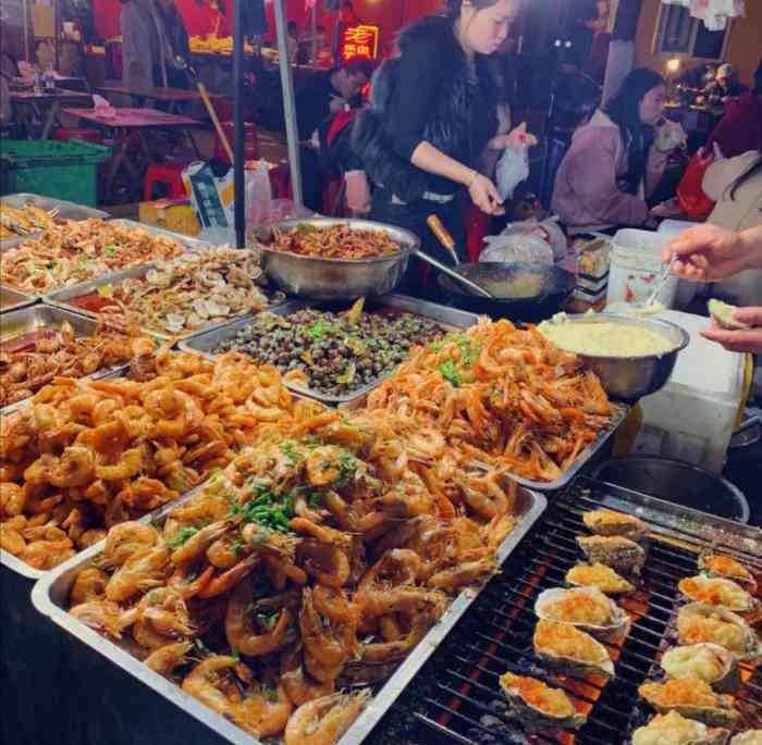 紫荆夜市-"经常路过紫荆路夜市身边的小伙伴说怀念读.