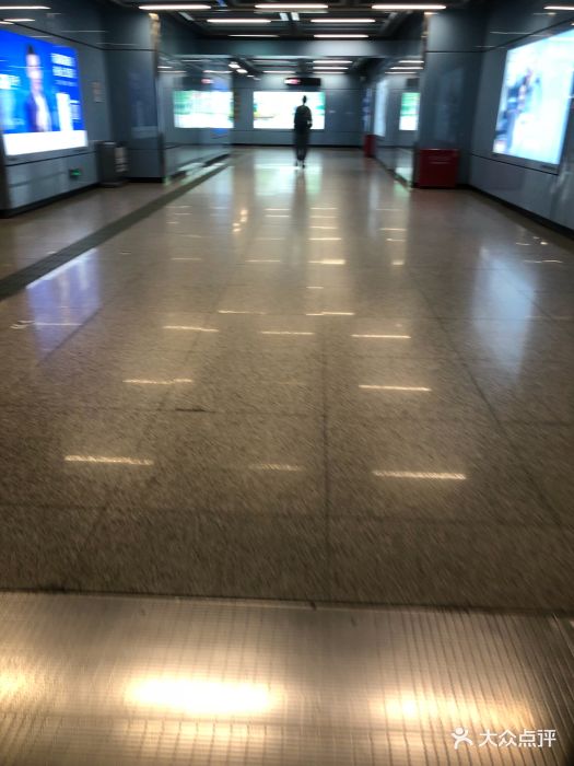 黄花岗地铁站图片
