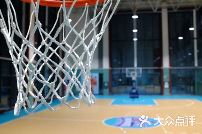 顶峰篮球生活馆-唯美图片-西安运动健身