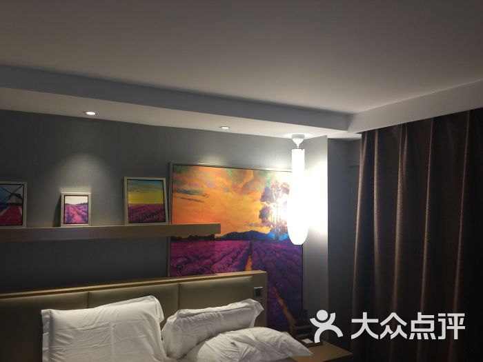 丽枫酒店:干净卫生奢华大气上档次,价格适.哈尔