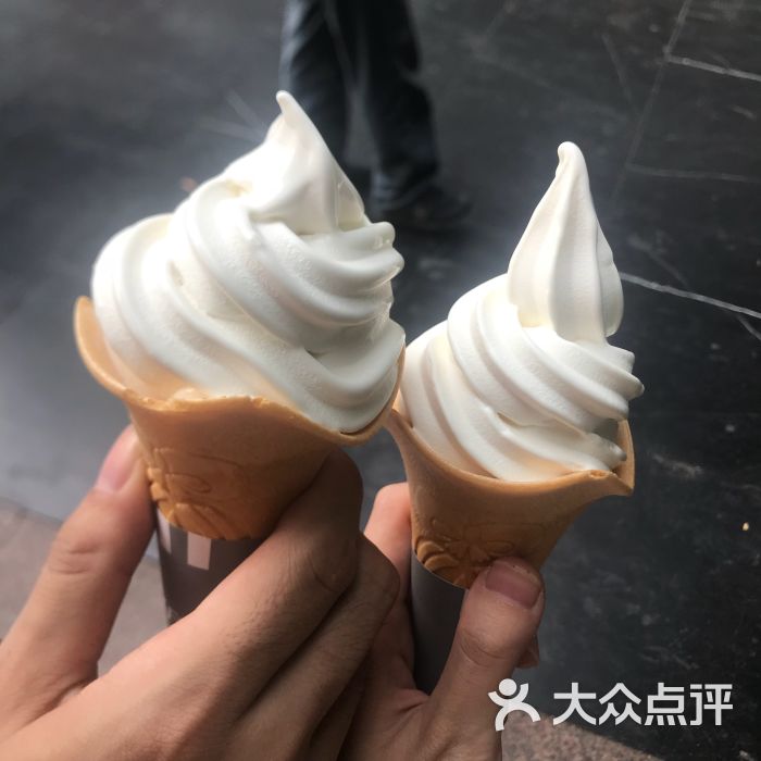 肯德基(正阳店)原味冰淇淋华夫筒图片 第7张