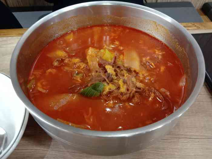 六大将牛肉辣汤(中兴方城店)-"[薄荷]环境:环境安逸