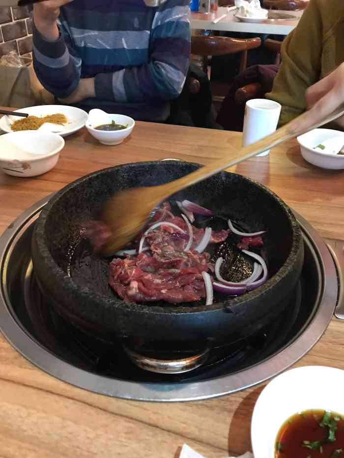 小伙虎坊桥石锅烤肉(和义店)