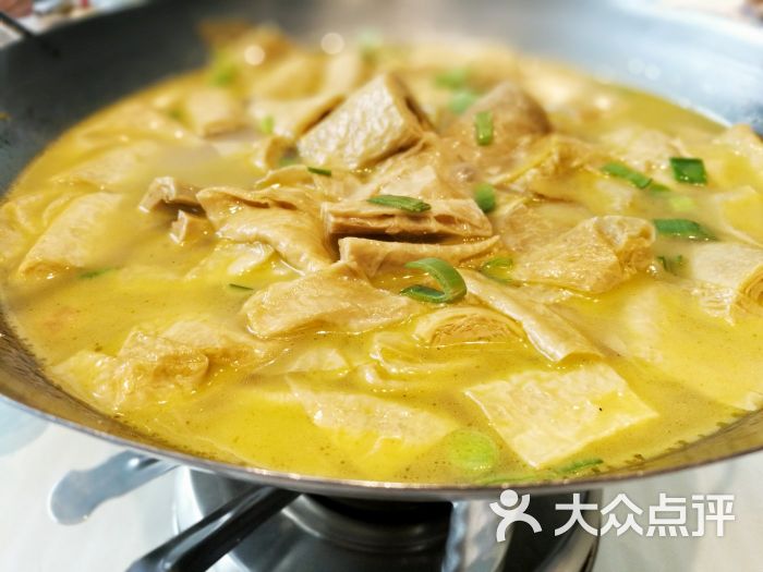 豆米氽肉锅仔