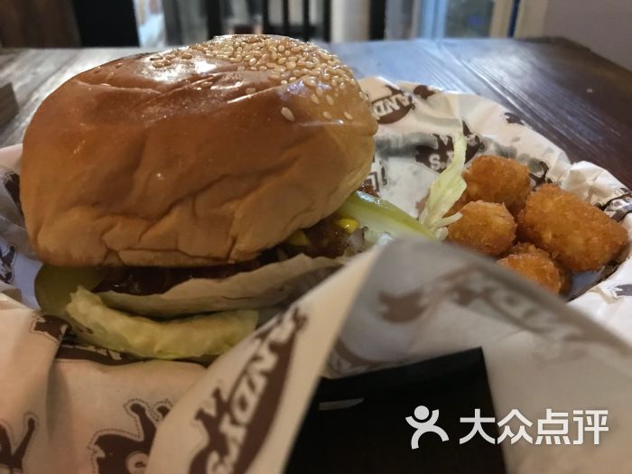 3 little pigs by andy"s craft sausageschili cheeseburger图片