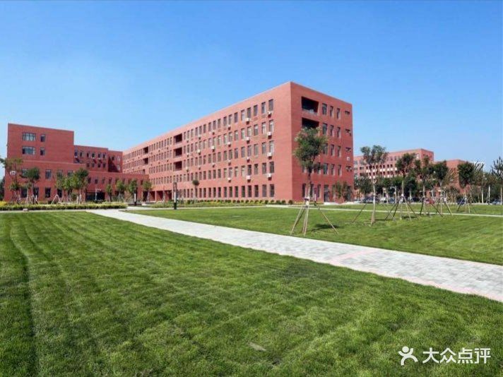 天津理工大学主校区图片