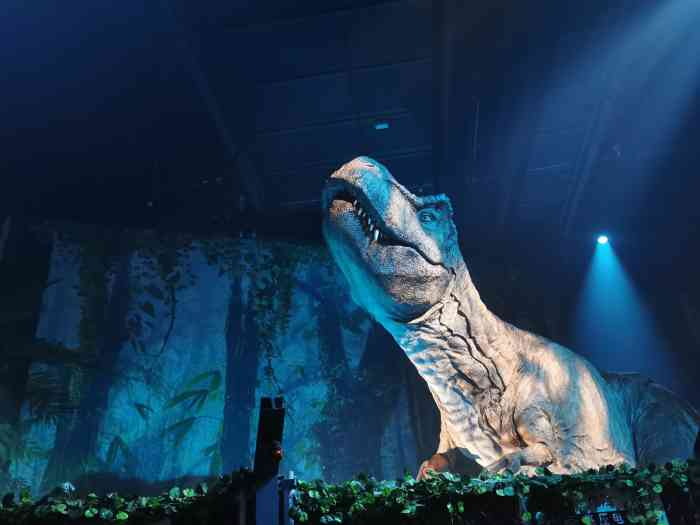 侏罗纪恐龙主题展-"侏罗纪恐龙特展位于悦汇城东广场.