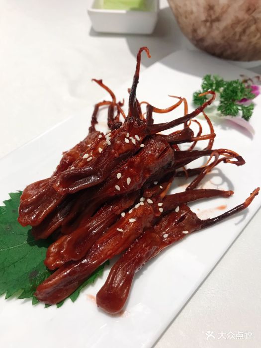 美味酱鸭舌