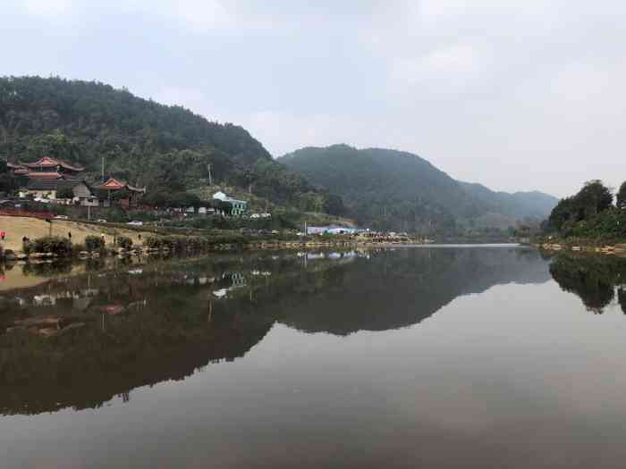 水天池"这是一个风景区,附近有很多农家乐,有人在-大众点评移动版