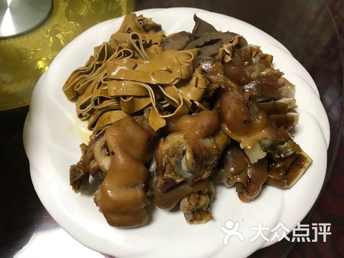 桐柏县城关石头房饭馆-卤肉大拼盘图片-桐柏县美食-大众点评网