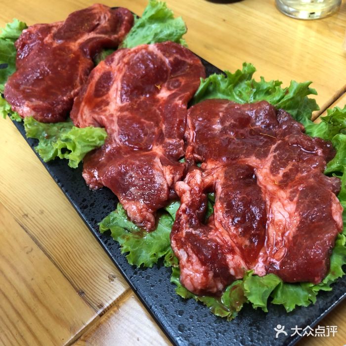 五合珍道牛肉火锅秘制梅肉图片